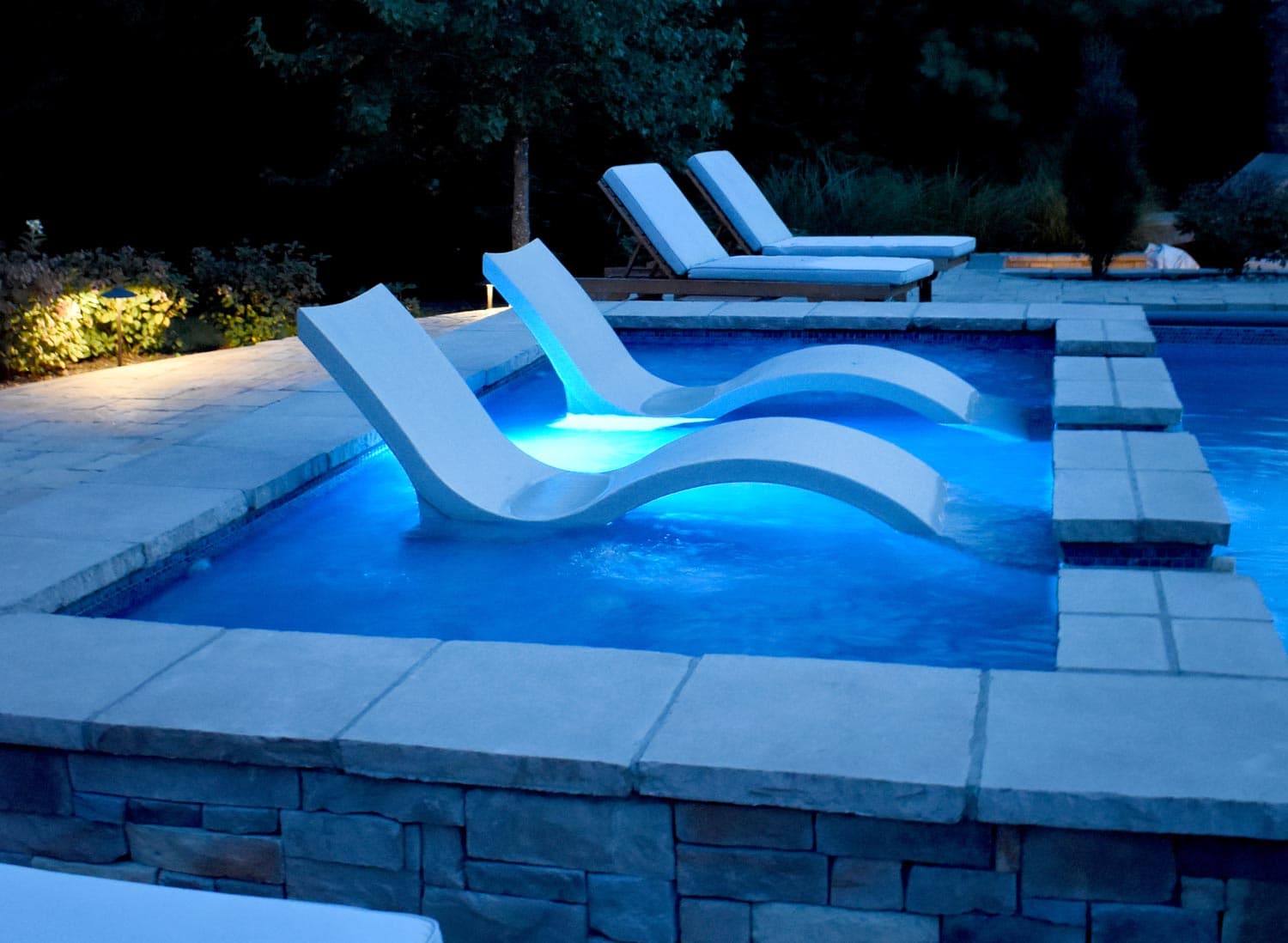 Rectangle Tanning Ledge 4